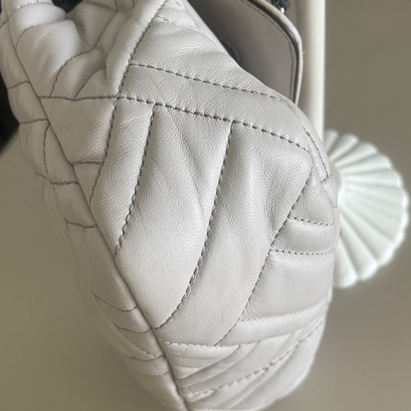 Michael Kors Model: Peyton Quilted Cement Color Crossbody with Gunmetal Chain - Picture 10 of 15